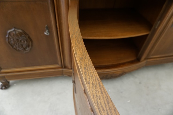 KOMODA ORZECHOWA 3 DRZWIOWA SZER. 240 CM