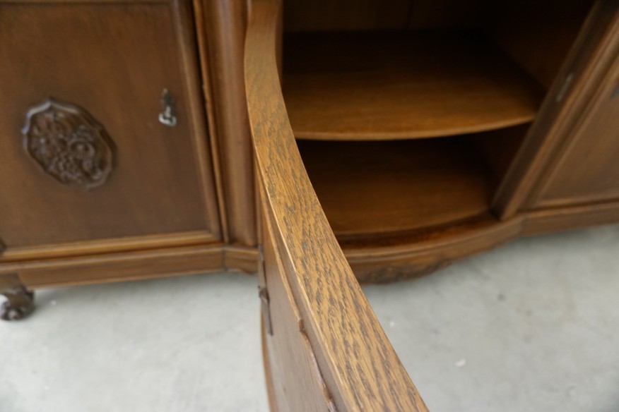 KOMODA ORZECHOWA 3 DRZWIOWA SZER. 240 CM