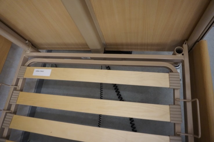 ŁÓZKO REHABILITACYJNE STEROWANE NA PILOTA 90x200