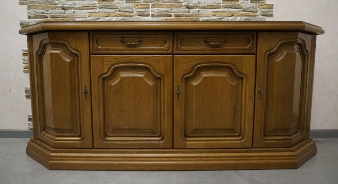 KOMODA DĘBOWA 4 DRZWIOWA SZER. 185 CM 2