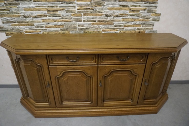 KOMODA DĘBOWA 4 DRZWIOWA SZER. 185 CM