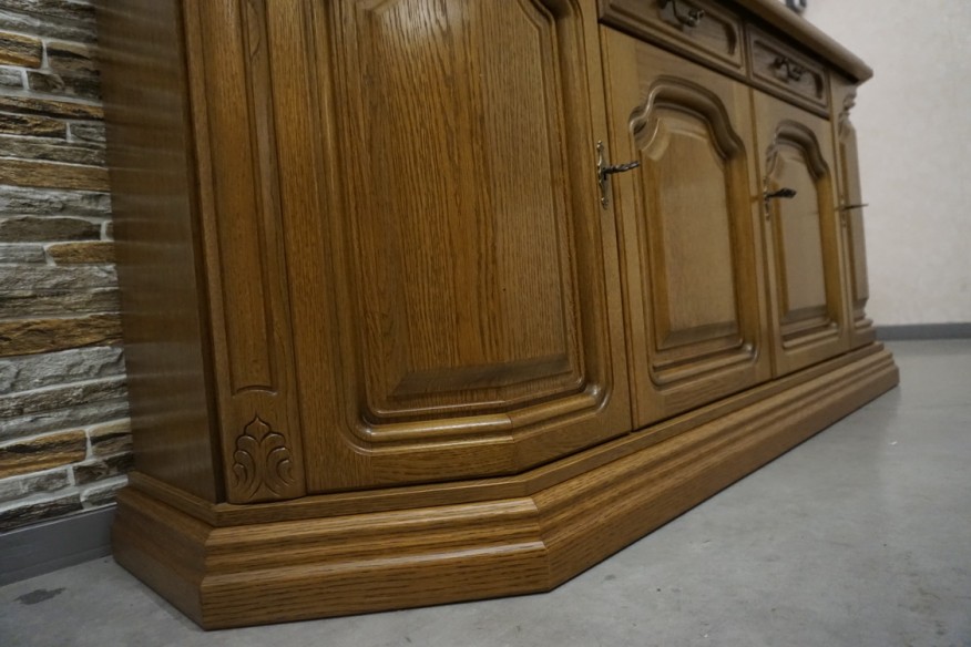 KOMODA DĘBOWA 4 DRZWIOWA SZER. 185 CM