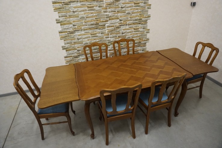 STÓŁ DĘBOWY ROZKŁADANY + 6 KRZESEŁ CHIPPENDALE