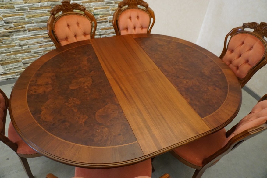 STÓŁ OKRĄGŁY INTARSJA ROZKŁADANY W STYLU CHIPPENDALE ŚREDNIA 120 CM