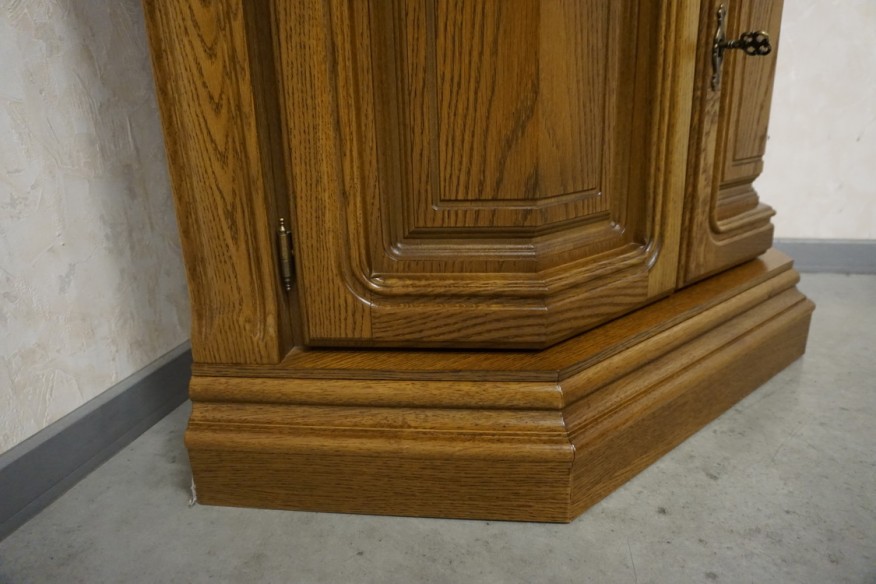 WITRYNA NAROŻNA DĘBOWA PODŚWIETLANA 65/65 CM