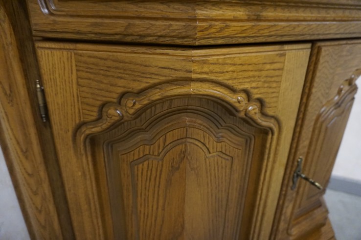 WITRYNA NAROŻNA DĘBOWA PODŚWIETLANA 65/65 CM