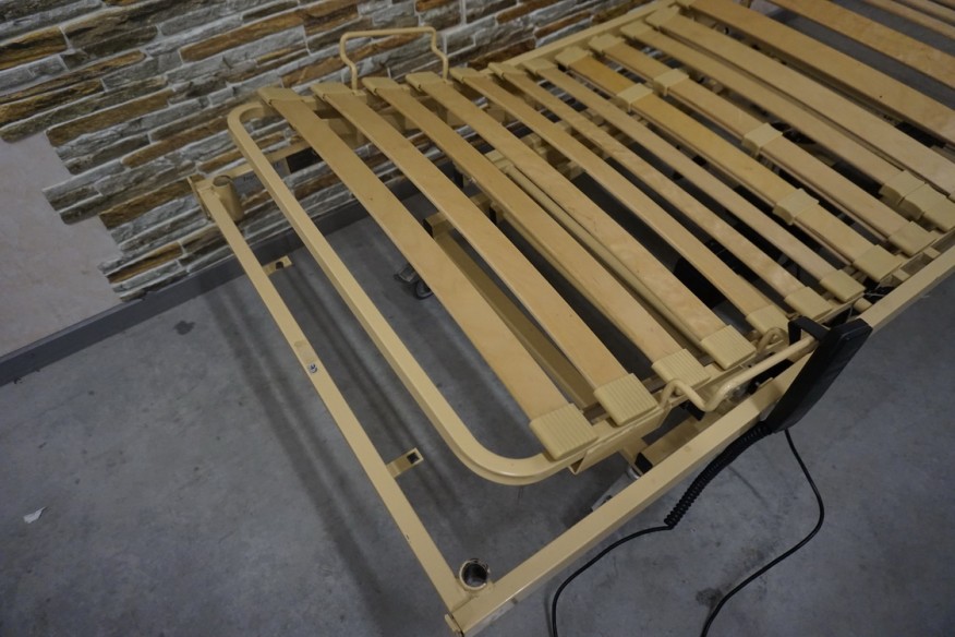 STELAŻ / WKŁAD ELEKTRYCZNY PODNOSZONY NA PILOTA DO ŁÓŻKA 90x200 CM
