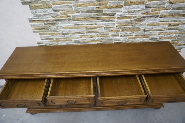KOMODA DĘBOWA 4 DRZWIOWA SZER. 188 CM
