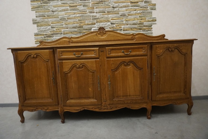 KOMODA DĘBOWA 4 DRZWIOWA W STYLU CHIPPENDALE LUDWIK FILIP SZER. 221 CM