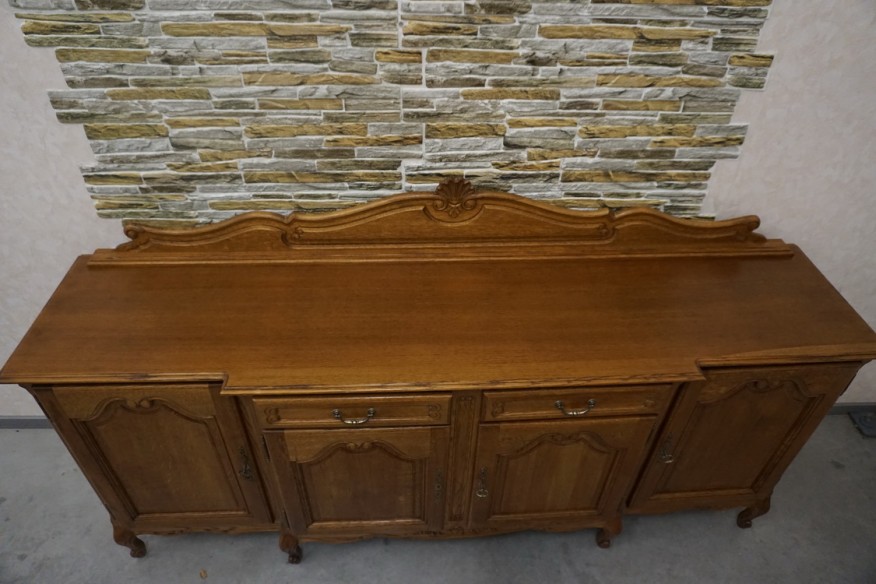 KOMODA DĘBOWA 4 DRZWIOWA W STYLU CHIPPENDALE LUDWIK FILIP SZER. 221 CM