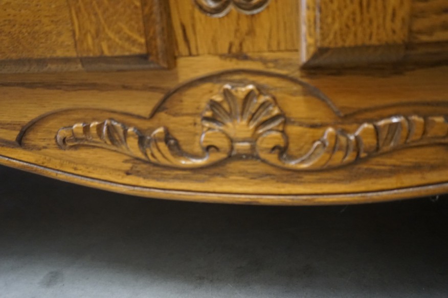 KOMODA DĘBOWA 4 DRZWIOWA W STYLU CHIPPENDALE SZER. 221 CM