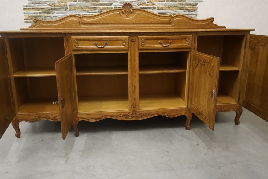 KOMODA DĘBOWA 4 DRZWIOWA W STYLU CHIPPENDALE LUDWIK FILIP SZER. 221 CM