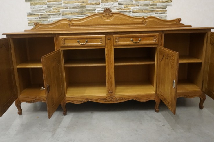 KOMODA DĘBOWA 4 DRZWIOWA W STYLU CHIPPENDALE...