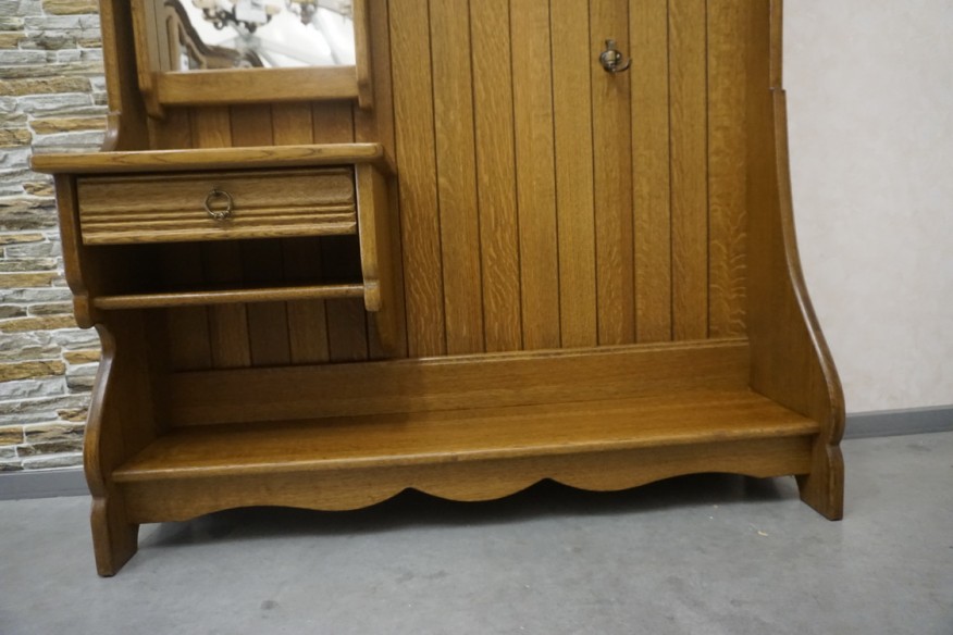 GARDEROBA DĘBOWA Z LITEGO DĘBU LUSTRO , WIESZAKI , SZUFLADA , SZER. 130 CM
