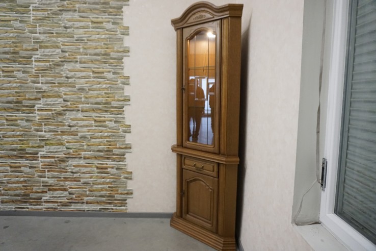 WITRYNA NAROŻNA DĘBOWA PODŚWIETLANA 56/56 CM